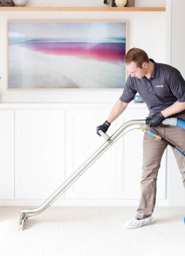 carpet-cleaning-expert-vertical